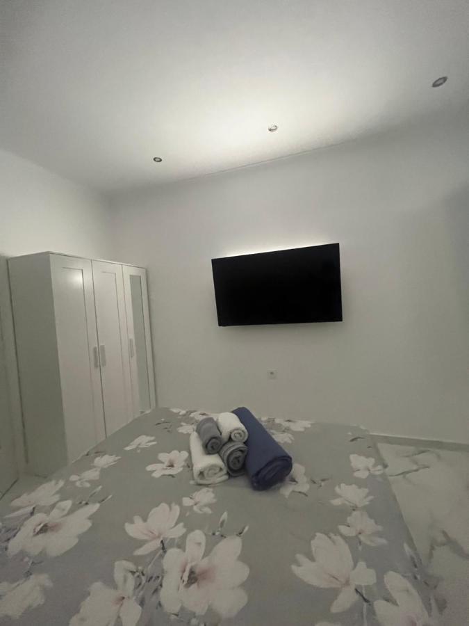 White Apartment אתונה מראה חיצוני תמונה