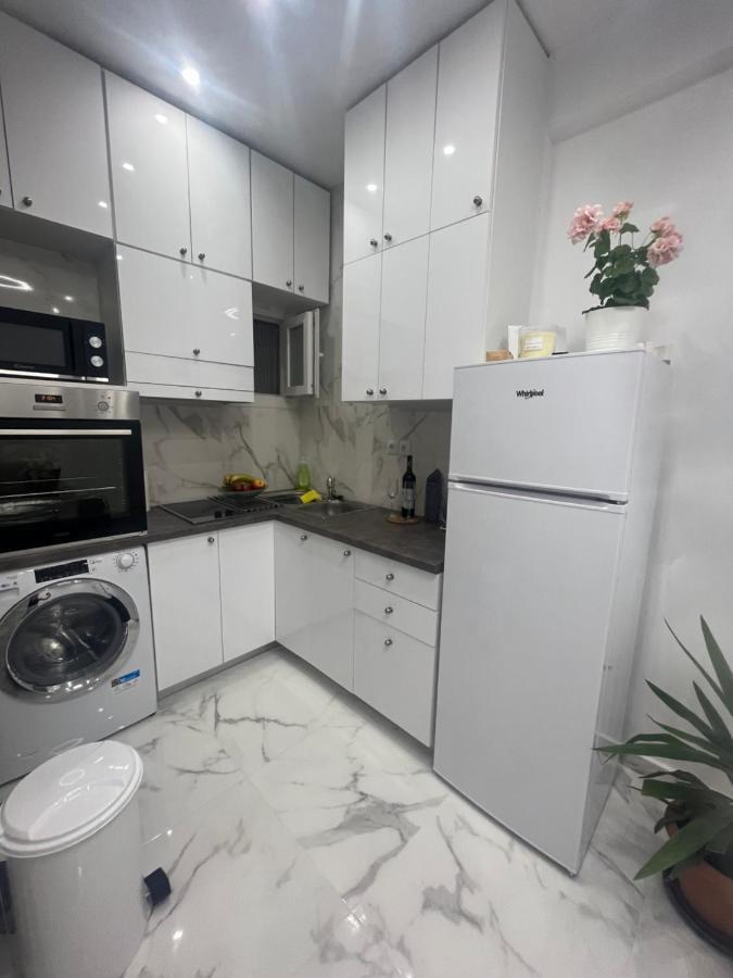 White Apartment אתונה מראה חיצוני תמונה