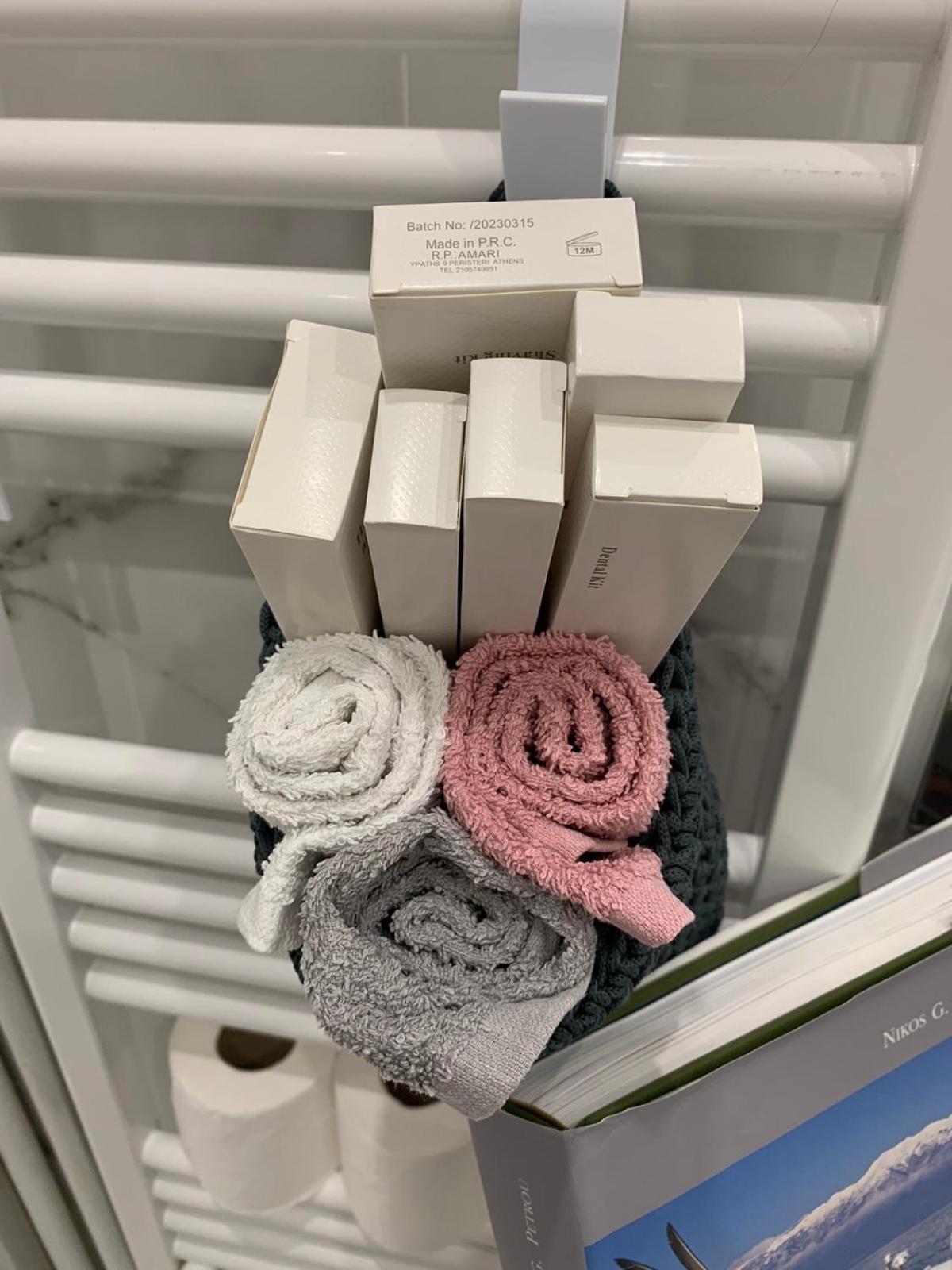 White Apartment אתונה מראה חיצוני תמונה